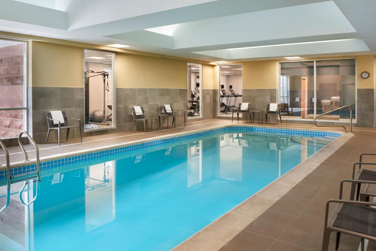 Courtyard By Marriott Toronto Mississauga/Meadowvale Exterior foto