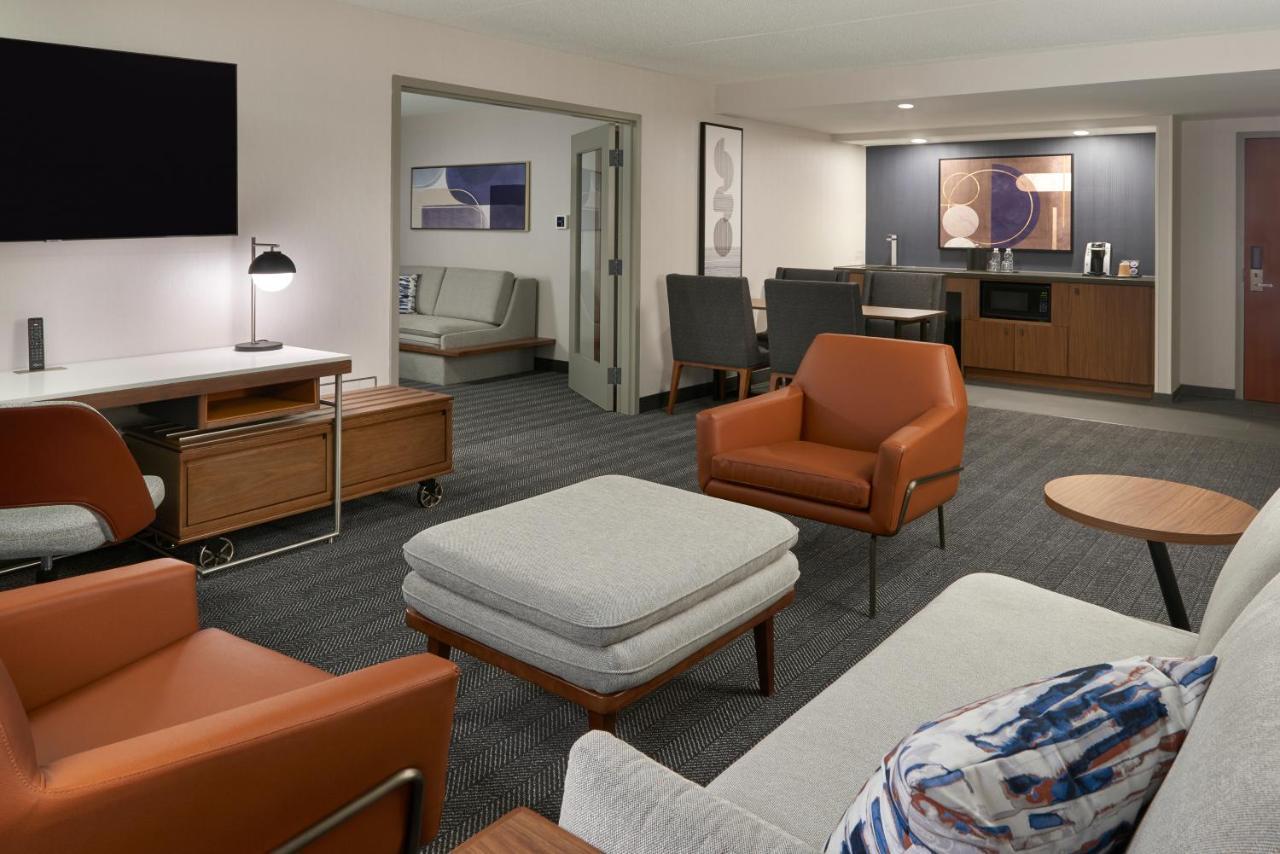 Courtyard By Marriott Toronto Mississauga/Meadowvale Exterior foto