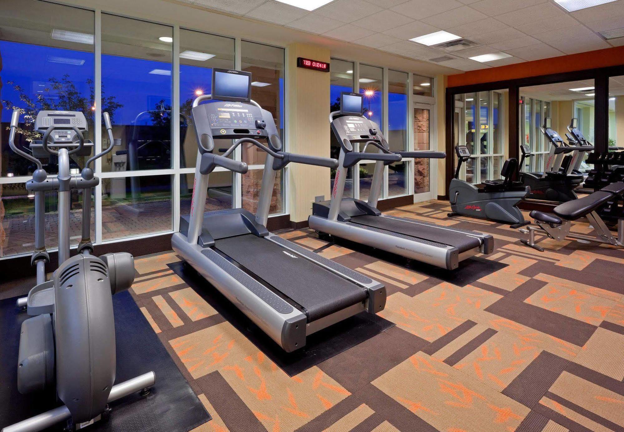 Courtyard By Marriott Toronto Mississauga/Meadowvale Exterior foto